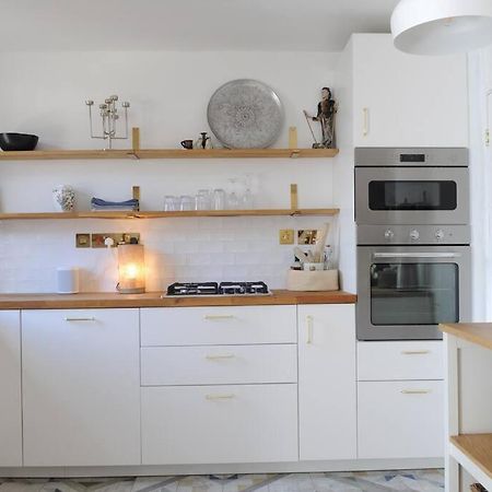 Light Filled Mid- Century 3 Bed Cottage In Dulwich London Eksteriør bilde