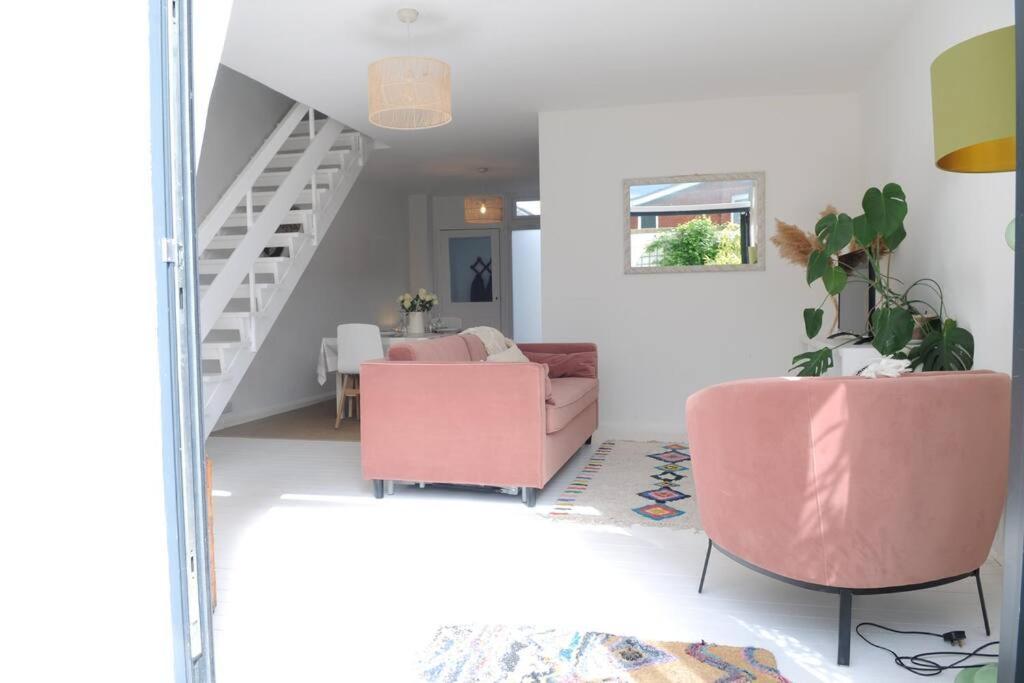 Light Filled Mid- Century 3 Bed Cottage In Dulwich London Eksteriør bilde